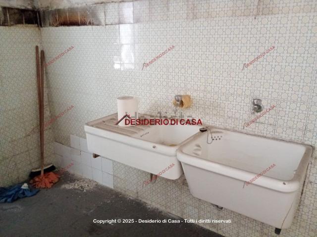 Casa in vendita a Partinico, Sicilia