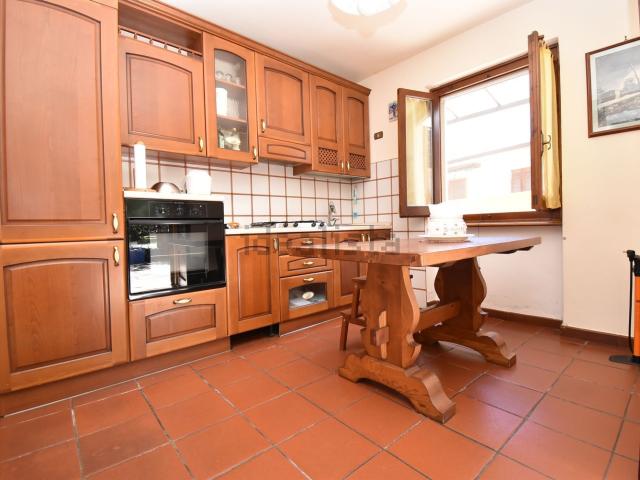 Casa in vendita a Seravezza, Toscana
