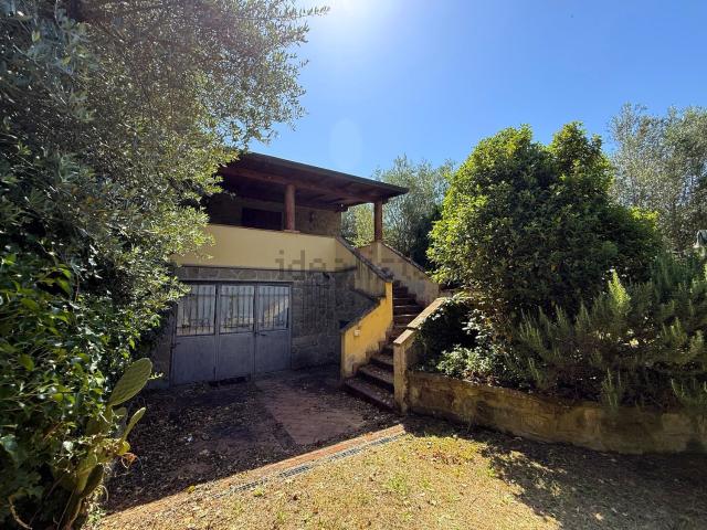 Casa in vendita a Tuoro Sul Trasimeno, Umbria
