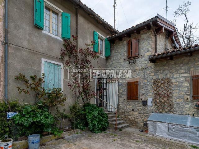 Casa in vendita a Unione di comuni Terre di Castelli, Guiglia
