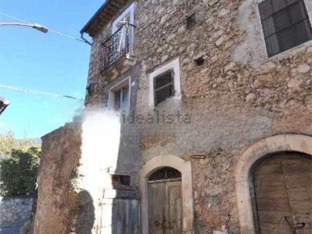 Casa in vendita a Ofena, Abruzzo