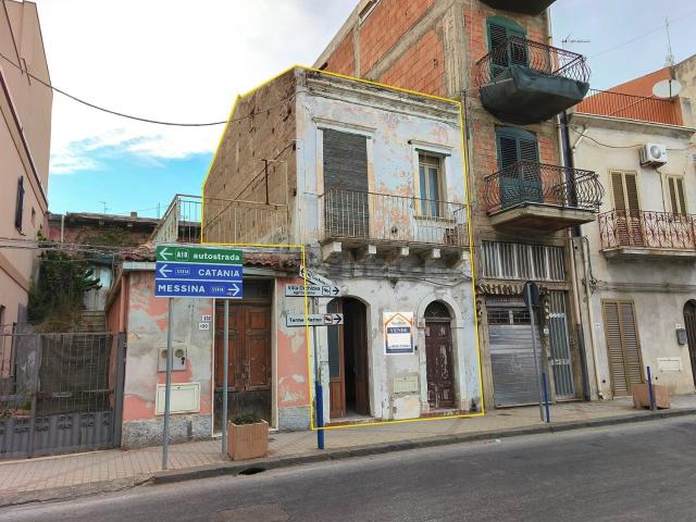 Casa in vendita a Quartiere Davì, Alì Terme