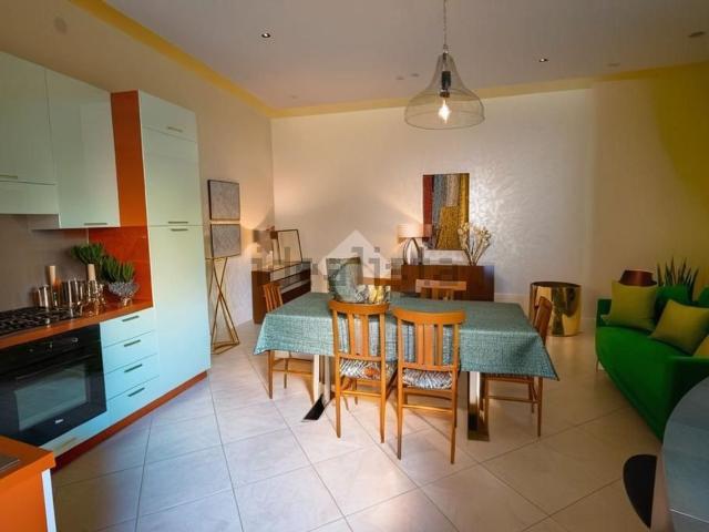 Casa in vendita a Frignano, Campania