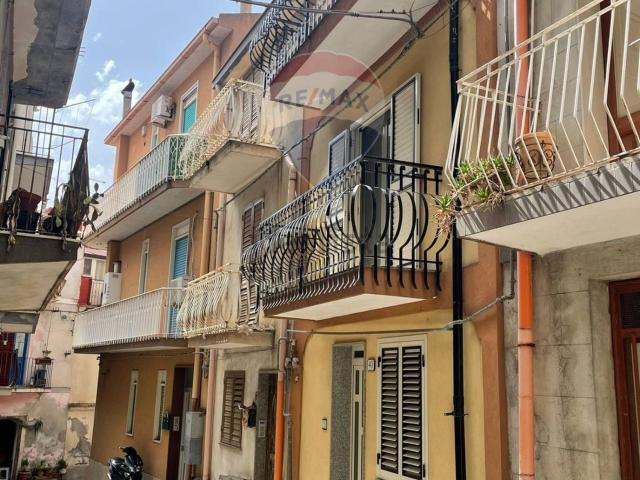 Casa in vendita a Francavilla Di Sicilia, Sicilia