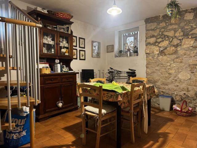 Casa in vendita a Pratola Peligna, L'Aquila
