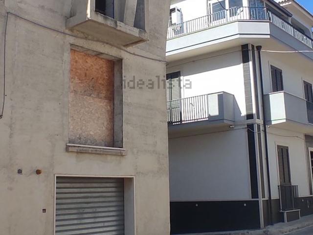 Casa in vendita a Rosolini, Sicilia