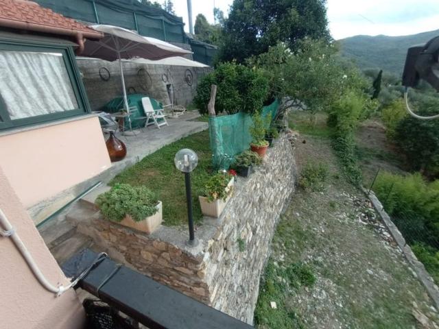 Casa in vendita a Chiusanico, Liguria