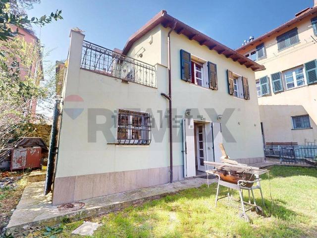 Casa in vendita a Val Polcevera, Serra Riccò