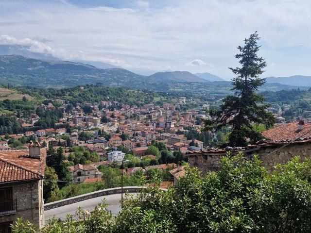 Casa in vendita a Tagliacozzo, L'Aquila
