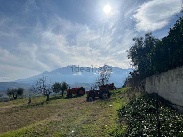 Casa in vendita a Colledara, Teramo