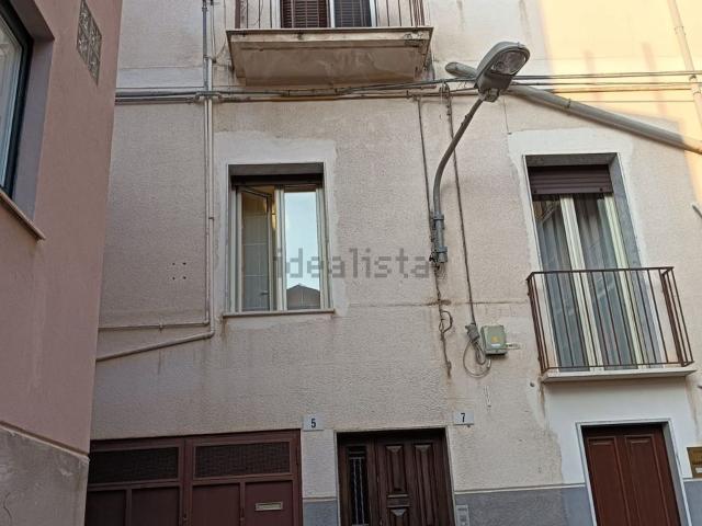 Casa in vendita a Bronte, Catania
