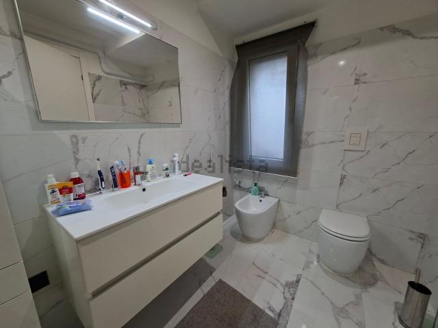 Casa in vendita a Marche, Ancona