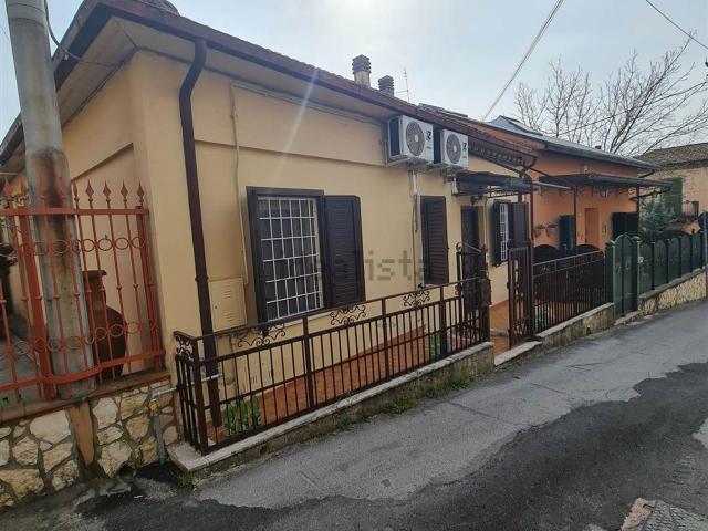 Casa in vendita a Ceprano, Frosinone