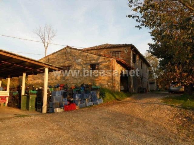 Casa in vendita a Villa Fastiggi, Marche