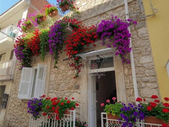 Casa in vendita a Pozzallo, Sicilia