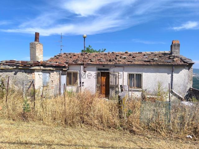 Casa in vendita a Poggio Sannita, Molise
