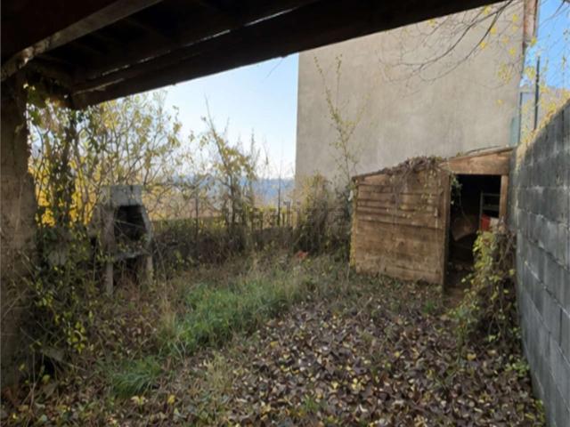 Casa in vendita a Tizzano Val Parma, Reggio Emilia