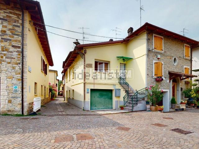 Casa in vendita a Unione dei comuni Valli del Reno, Lavino e Samoggia, Reggio Emilia