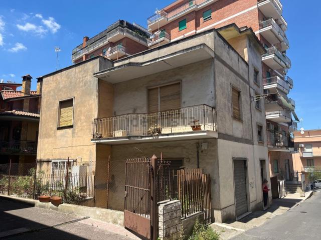 Casa in vendita a Roma Capitale, Lazio