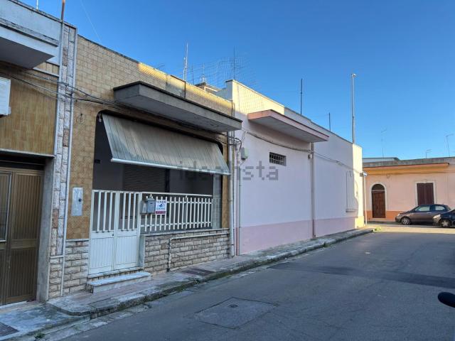 Casa in vendita a Puglia, Brindisi