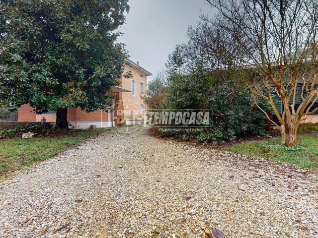 Casa in vendita a Borgochiesanuova, San Giorgio Di Mantova