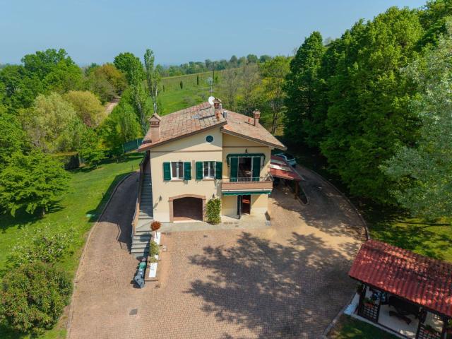 Casa in vendita a Unione di comuni Terre di Castelli, Castelvetro Di Modena