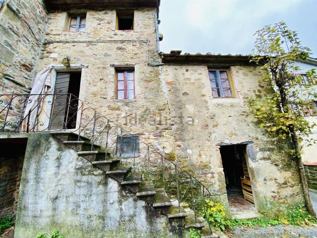Casa in vendita a Colle di Compito, Capannori