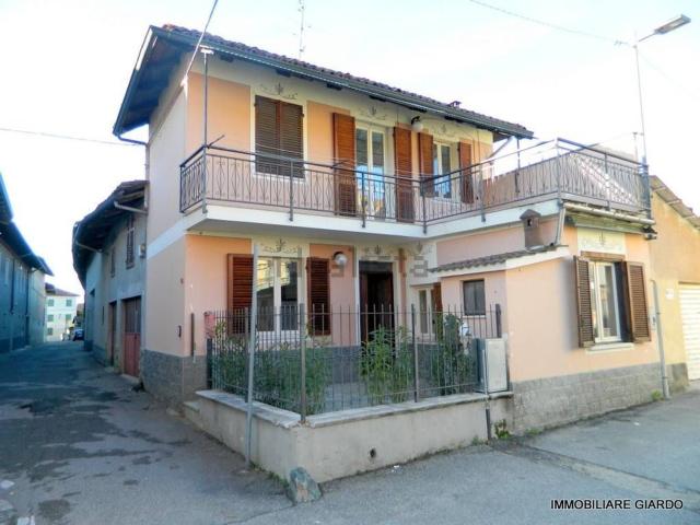 Casa in vendita a Piemonte, Asti