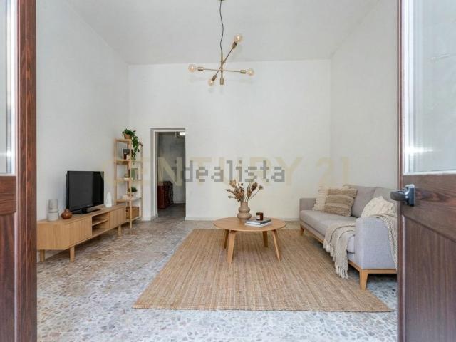 Casa in vendita a Viagrande, Sicilia