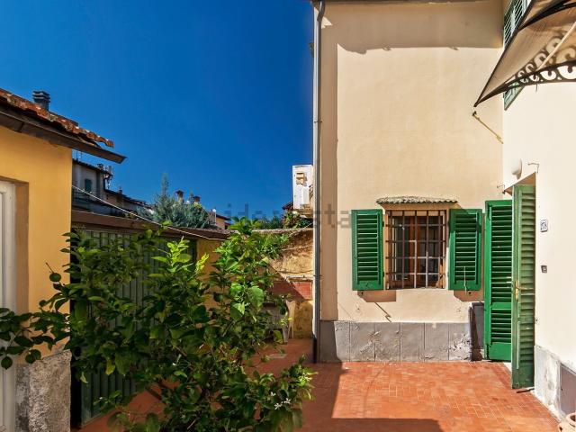 Casa in vendita a Pontelungo, Pistoia