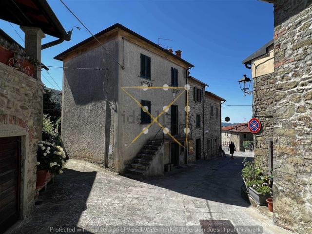 Casa in vendita a Chitignano, Toscana