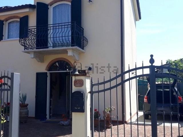 Casa in vendita a Cafaggio, Ameglia