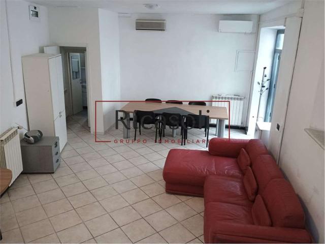 Casa in vendita a Livorno, Toscana