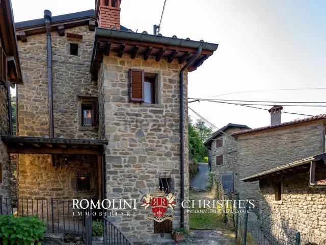 Casa in vendita a Ortignano, Toscana