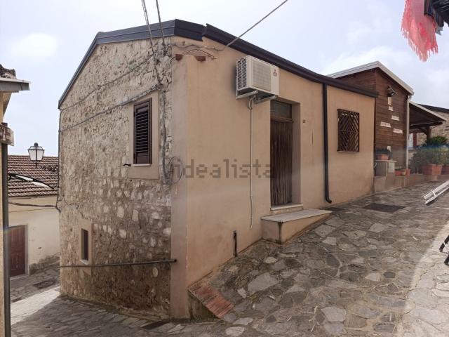 Casa in vendita a Calabria, Cosenza