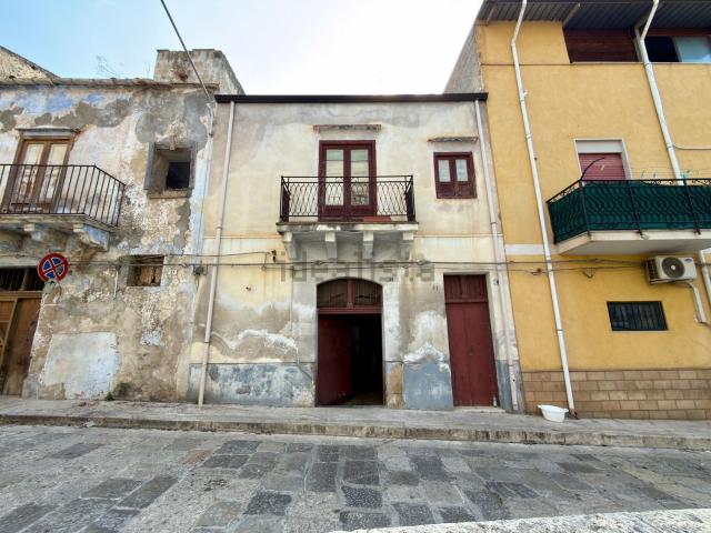 Casa in vendita a Partinico, Sicilia
