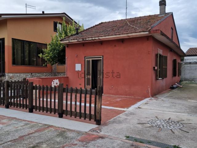 Casa in vendita a Aquino, Lazio