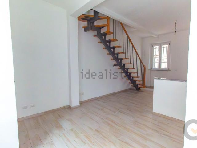 Casa in vendita a Sumirago, Lombardia