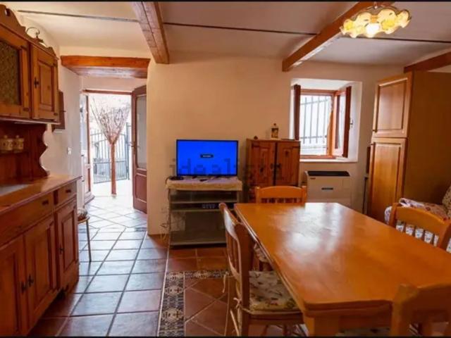 Casa in vendita a Castel Del Monte, Abruzzo