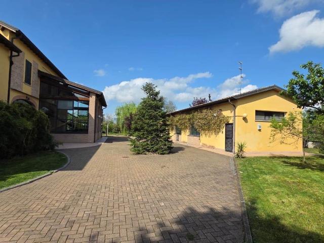Casa in vendita a Lubiana, Sorbolo