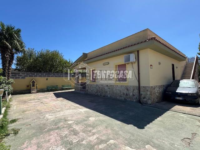 Casa in vendita a Carini, Sicilia