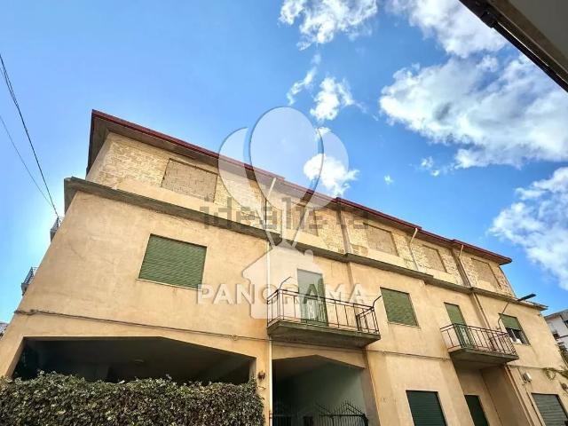 Casa in vendita a Partinico, Sicilia