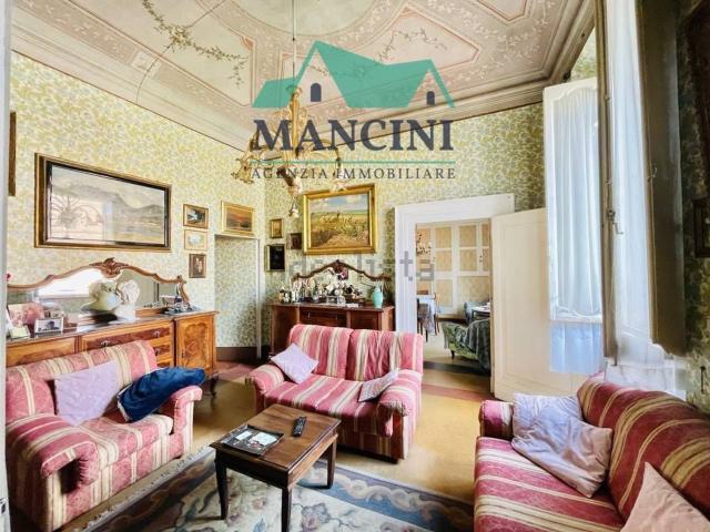 Casa in vendita a Marche, Ancona