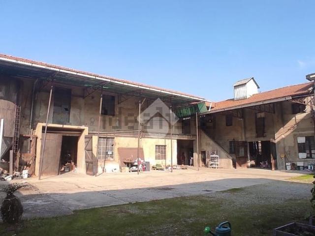 Casa in vendita a Lonate Pozzolo, Lombardia