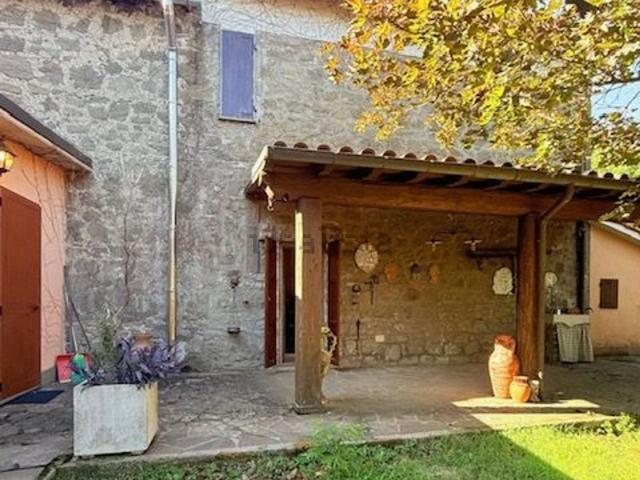 Casa in vendita a Montefiascone, Lazio