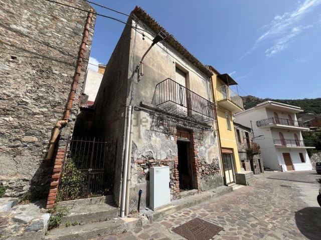 Casa in vendita a Pagliara, Sicilia