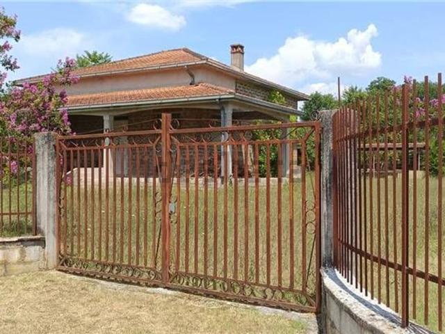 Casa in vendita a Pontecorvo, Lazio