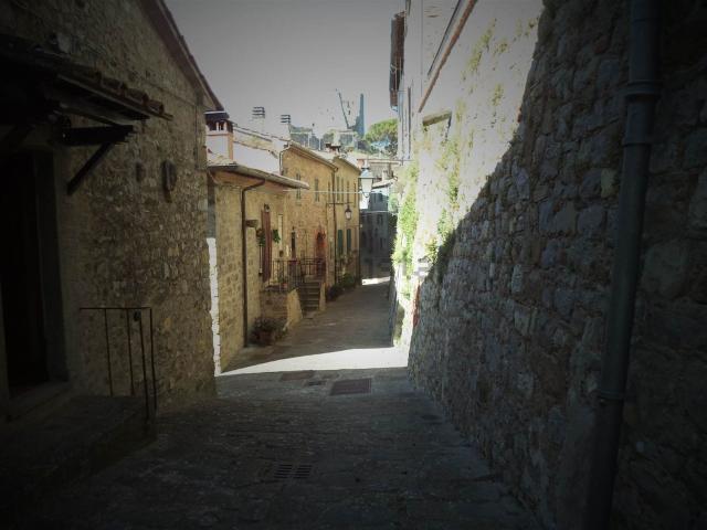 Casa in vendita a Marciano Della Chiana, Toscana