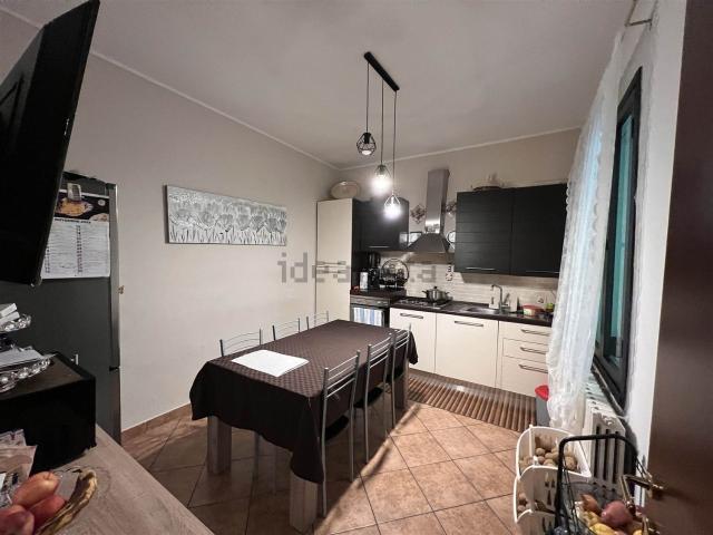 Casa in vendita a Busto Garolfo, Lombardia