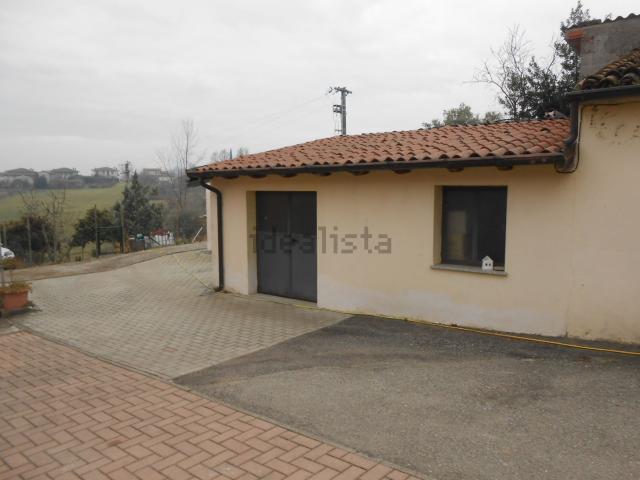 Casa in vendita a Ziano Piacentino, Reggio Emilia